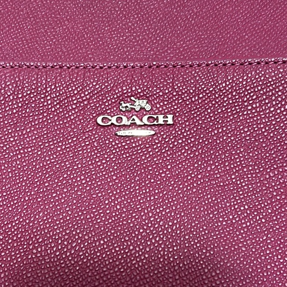 Coach Handbag - Picture 3 of 8